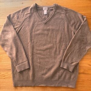 L.L. Bean Men's 100% Lambswool V Neck Sweater Tan Size XL Tall